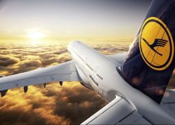 Хакеры взломали личные данные клиентов Lufthansa