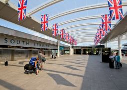 Gatwick предлагает пассажирам лоукостеров страховку от задержки и отмены рейсов