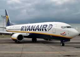 На сайте Ryanair можно будет купить различные туристические услуги