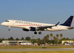 Компания Republic Airways разорилась из-за дефицита пилотов
