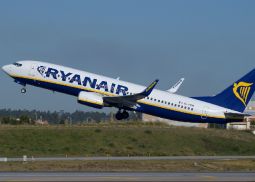 В планах Ryanair заменить кресла и улучшить сервис