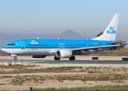 Компании KLM и Air France вводят оплату за предварительный выбор места