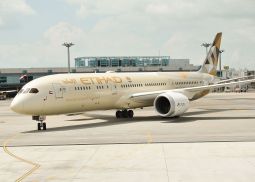 Etihad Airways получила две награды премии Business Traveller Awards Russia