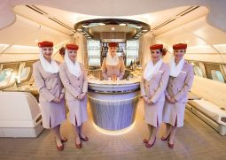 Emirates представила обновленный дизайн зоны отдыха Onboard Lounge