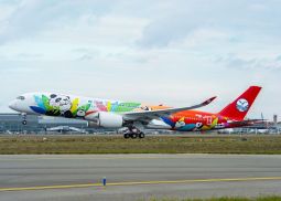 Пулково впервые принял дальнемагистральный авиалайнер Airbus A350