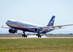 «Аэрофлот» возобновляет рейсы в Анталью и Стамбул
