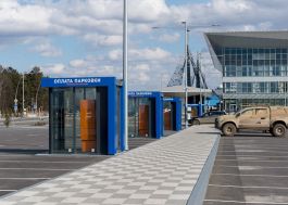 В красноярском аэропорту снова работает бесплатная парковка