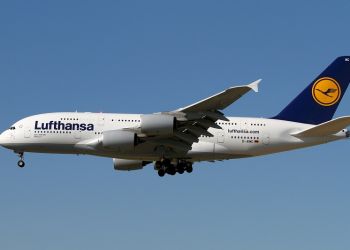 Самолет авиакомпании Lufthansa не долетел до Атланты ввиду технических неполадок