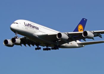Lufthansa отказывается от полетов в Крым на фоне общей заморозки деятельности в РФ
