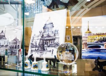 В Пулково открылся музейный магазин