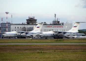 Обновленная ВПП в аэропорту Южно-Сахалинска появится в ноябре