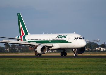Авиакомпания Alitalia находится в шаге от банкротства