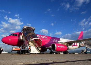 Wizz Air отменит плату за ручную кладь