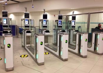 В «Домодедово» началось тестирование турникетов типа eGate