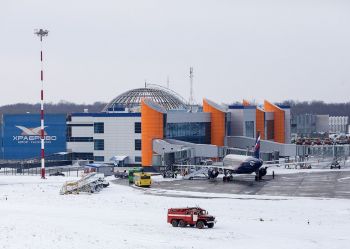 Аэропорт Калининграда приступил к контейнерной обработке багажа