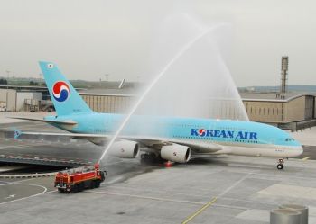 Аэропорт Владивосток и Korean Air отмечают 25-летие сотрудничества
