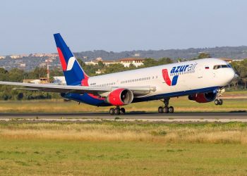 Авиакомпания Azur Air запустила рейс из Перми в Санью